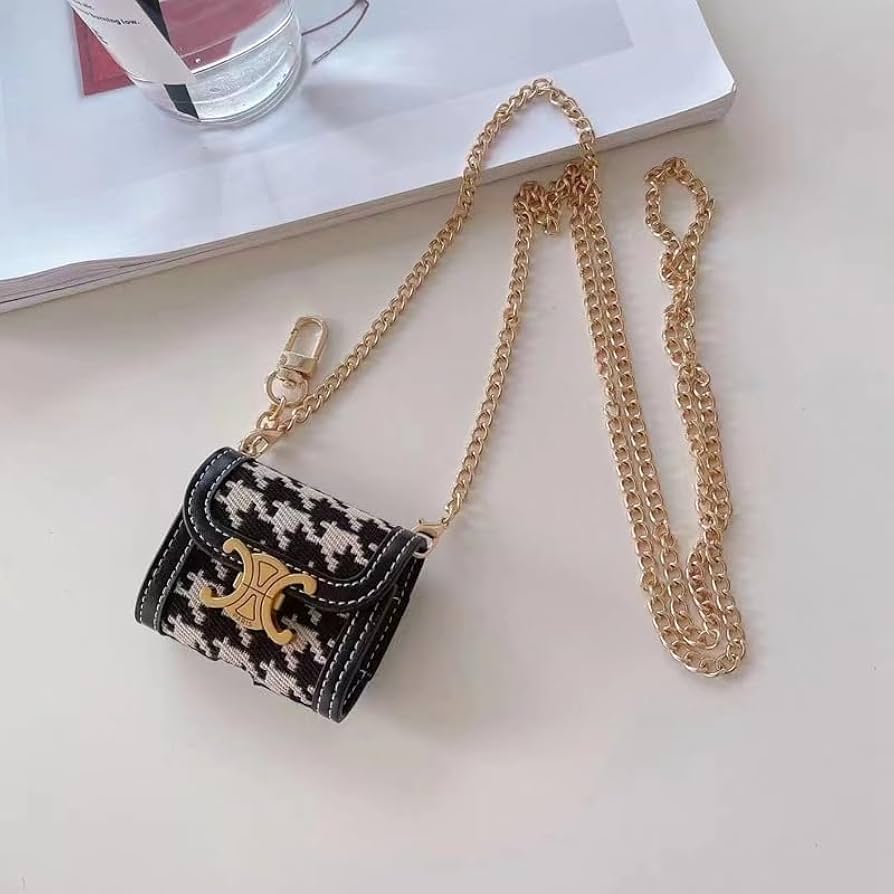 CELINE - CELINE AirPodsケース　イヤホン セリーヌ エア ポッツ ケース celine風 airpods1/2カバー 可愛い